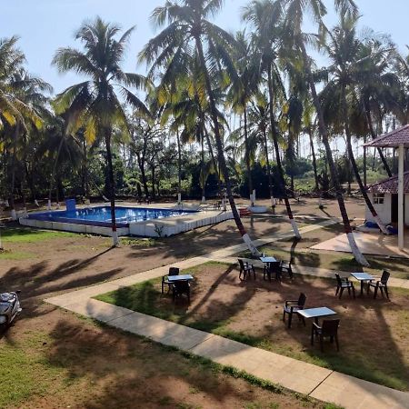 White House Beach Resort, Nagaon Exteriör bild