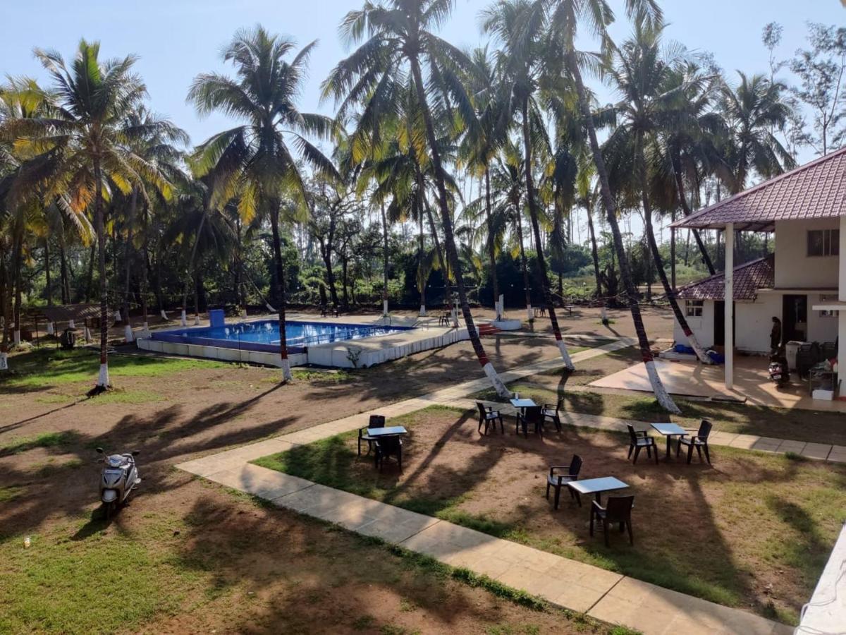 White House Beach Resort, Nagaon Exteriör bild
