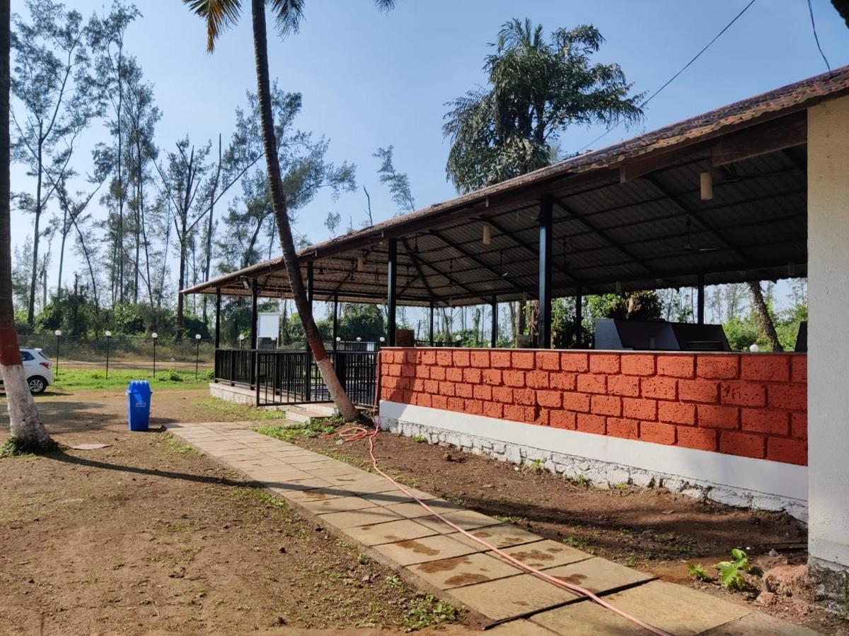 White House Beach Resort, Nagaon Exteriör bild